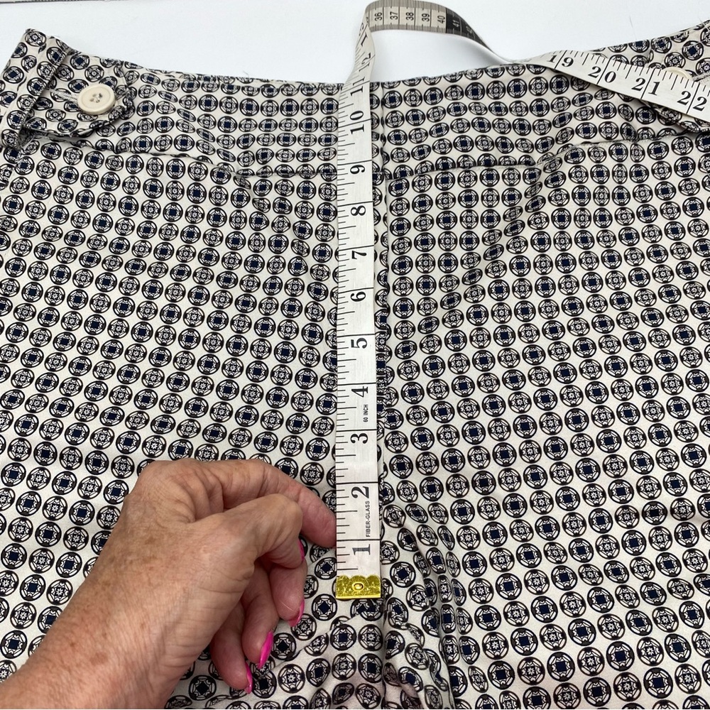Bamboo Traders Womens Black & Cream Patterned Shorts Size 14 Bermuda Length - Picture 12 of 13
